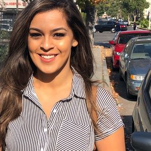 Meet your Posher, Danika